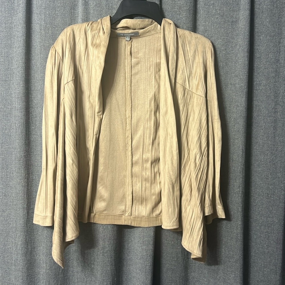 Light tan cardigan great condition!